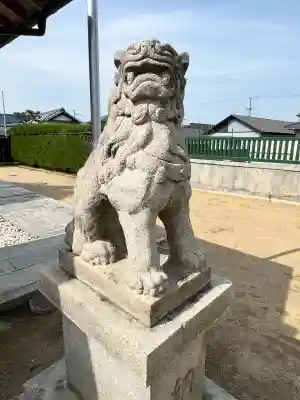 出雲大社大阪分祠 御旅所 (元宮)の{uncategorized: "未分類", other: "その他", undefined: "問題あり", building: "その他建物", grave: "お墓", sacred_gate: "鳥居", guardian: "狛犬", statue: "像", buddha: "仏像", history: "歴史", nature: "自然", garden: "庭園", animal: "動物", pagoda: "塔", temizu: "手水舎", mountain_gate: "山門・神門", sanctuary: "本殿・本堂", subordinate: "末社・摂社", art: "芸術", scenery: "景色", jizo: "地蔵", ema: "絵馬", goshuin: "御朱印", omikuji: "おみくじ", items: "授与品その他", amulet: "お守り", goshuincho: "御朱印帳", eats: "食事", festival: "お祭り", votive_dance: "神楽", shichigosan: "七五三参", wedding: "結婚式", experience: "体験その他", initially: "初詣", around: "周辺", anti_infection: "感染症対策"}