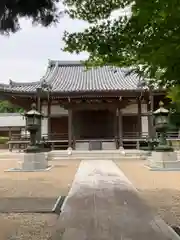 高薗寺の本殿