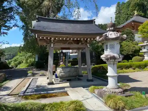 安楽寺の手水舎