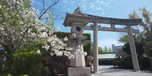 豊國神社の鳥居