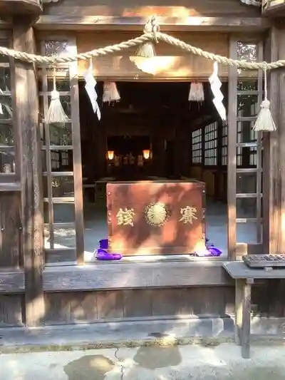 山神社の本殿