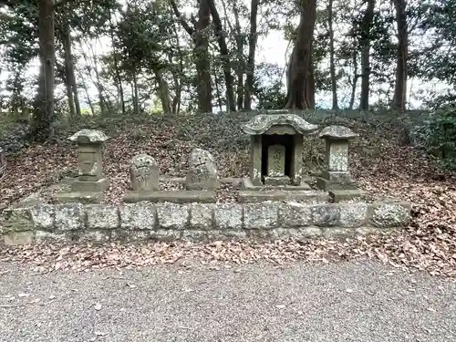 物部神社の末社