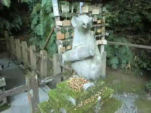 大豊神社の狛犬