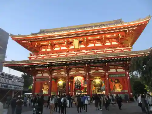 浅草寺の山門・神門