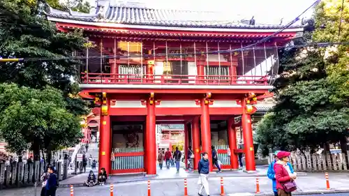 大須観音 （北野山真福寺宝生院）の山門