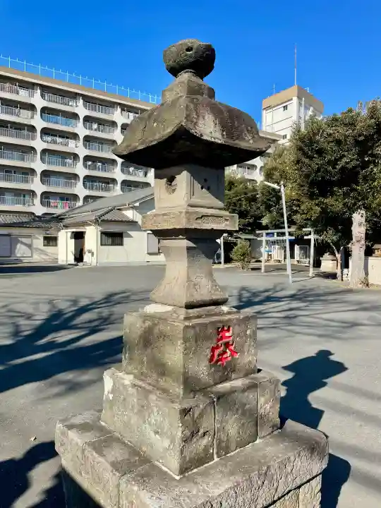 本一色天祖神社の{uncategorized: "未分類", other: "その他", undefined: "問題あり", building: "その他建物", grave: "お墓", sacred_gate: "鳥居", guardian: "狛犬", statue: "像", buddha: "仏像", history: "歴史", nature: "自然", garden: "庭園", animal: "動物", pagoda: "塔", temizu: "手水舎", mountain_gate: "山門・神門", sanctuary: "本殿・本堂", subordinate: "末社・摂社", art: "芸術", scenery: "景色", jizo: "地蔵", ema: "絵馬", goshuin: "御朱印", omikuji: "おみくじ", items: "授与品その他", amulet: "お守り", goshuincho: "御朱印帳", eats: "食事", festival: "お祭り", votive_dance: "神楽", shichigosan: "七五三参", wedding: "結婚式", experience: "体験その他", initially: "初詣", around: "周辺", anti_infection: "感染症対策"}