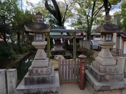 石切劔箭神社の末社・摂社