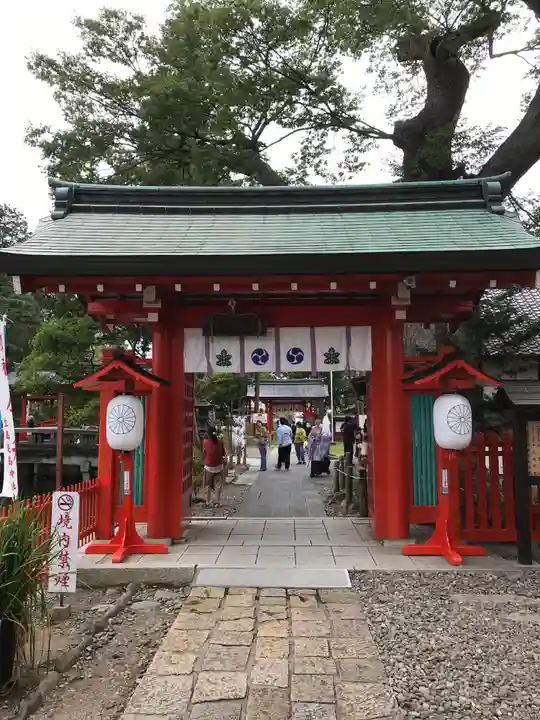 生島足島神社の山門・神門
