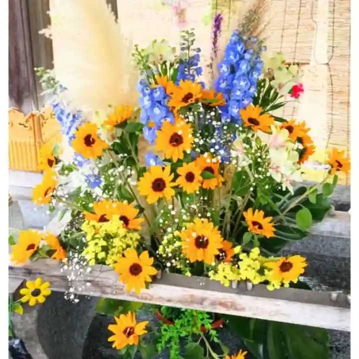 彌彦神社 (伊夜日子神社)の手水舎
