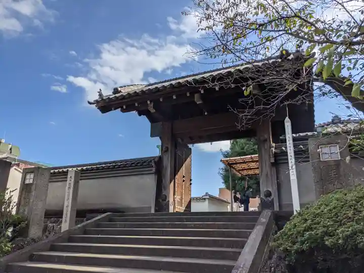 泉岳寺の山門・神門