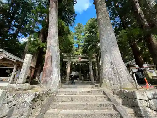 室生龍穴神社(奈良県)