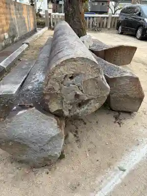 敏馬神社の{uncategorized: "未分類", other: "その他", undefined: "問題あり", building: "その他建物", grave: "お墓", sacred_gate: "鳥居", guardian: "狛犬", statue: "像", buddha: "仏像", history: "歴史", nature: "自然", garden: "庭園", animal: "動物", pagoda: "塔", temizu: "手水舎", mountain_gate: "山門・神門", sanctuary: "本殿・本堂", subordinate: "末社・摂社", art: "芸術", scenery: "景色", jizo: "地蔵", ema: "絵馬", goshuin: "御朱印", omikuji: "おみくじ", items: "授与品その他", amulet: "お守り", goshuincho: "御朱印帳", eats: "食事", festival: "お祭り", votive_dance: "神楽", shichigosan: "七五三参", wedding: "結婚式", experience: "体験その他", initially: "初詣", around: "周辺", anti_infection: "感染症対策"}