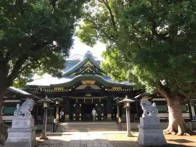 穴八幡宮の本殿・本堂