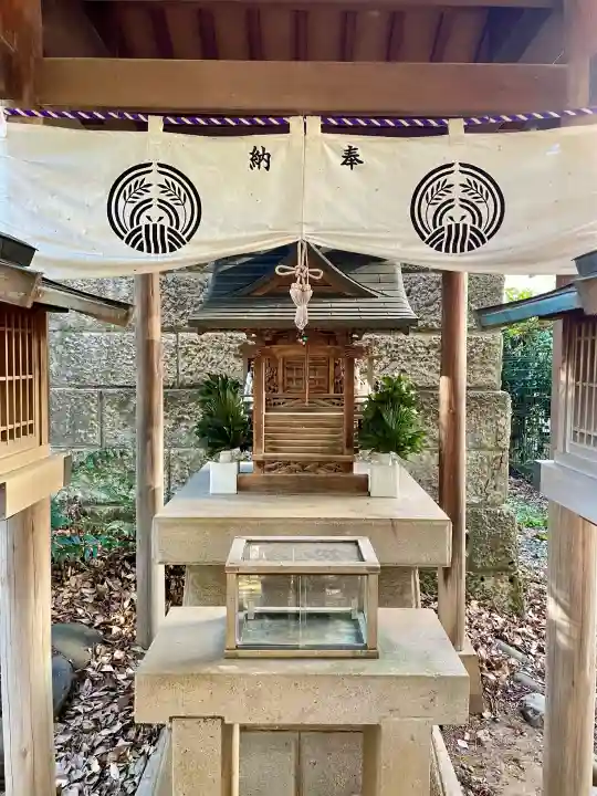 威光稲荷堂の{uncategorized: "未分類", other: "その他", undefined: "問題あり", building: "その他建物", grave: "お墓", sacred_gate: "鳥居", guardian: "狛犬", statue: "像", buddha: "仏像", history: "歴史", nature: "自然", garden: "庭園", animal: "動物", pagoda: "塔", temizu: "手水舎", mountain_gate: "山門・神門", sanctuary: "本殿・本堂", subordinate: "末社・摂社", art: "芸術", scenery: "景色", jizo: "地蔵", ema: "絵馬", goshuin: "御朱印", omikuji: "おみくじ", items: "授与品その他", amulet: "お守り", goshuincho: "御朱印帳", eats: "食事", festival: "お祭り", votive_dance: "神楽", shichigosan: "七五三参", wedding: "結婚式", experience: "体験その他", initially: "初詣", around: "周辺", anti_infection: "感染症対策"}