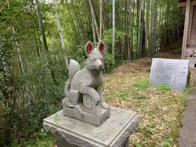 稲荷神社の狛犬