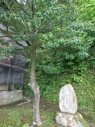 宇波西神社の末社