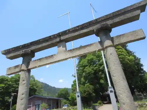 真木諏訪神社の鳥居