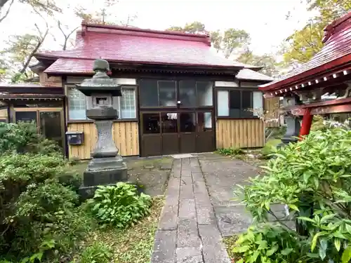 与次郎稲荷神社の本殿・本堂