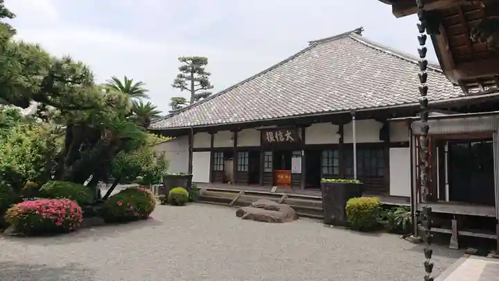 松蔭寺の本殿・本堂