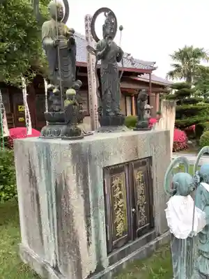 薬師寺（北外山）の地蔵