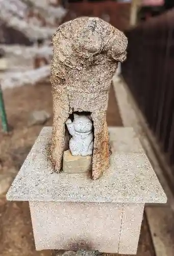 荻窪白山神社の像