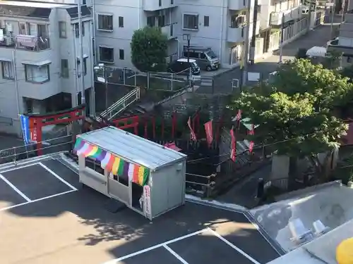 開運出世稲荷(延命院境内社)の景色