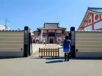 妙国寺の山門・神門