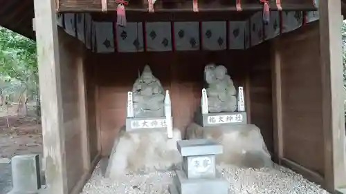 椿大神社の像