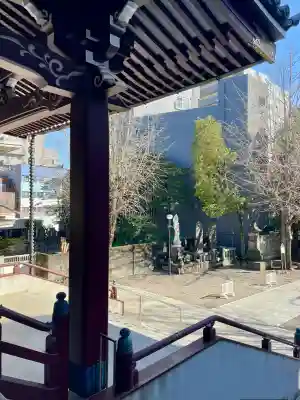 観音寺の{uncategorized: "未分類", other: "その他", undefined: "問題あり", building: "その他建物", grave: "お墓", sacred_gate: "鳥居", guardian: "狛犬", statue: "像", buddha: "仏像", history: "歴史", nature: "自然", garden: "庭園", animal: "動物", pagoda: "塔", temizu: "手水舎", mountain_gate: "山門・神門", sanctuary: "本殿・本堂", subordinate: "末社・摂社", art: "芸術", scenery: "景色", jizo: "地蔵", ema: "絵馬", goshuin: "御朱印", omikuji: "おみくじ", items: "授与品その他", amulet: "お守り", goshuincho: "御朱印帳", eats: "食事", festival: "お祭り", votive_dance: "神楽", shichigosan: "七五三参", wedding: "結婚式", experience: "体験その他", initially: "初詣", around: "周辺", anti_infection: "感染症対策"}