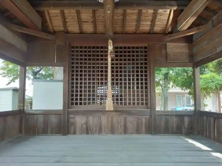 荒神社の本殿・本堂