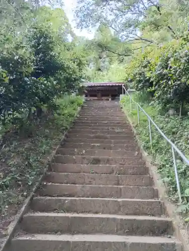 八幡神社の{uncategorized: "未分類", other: "その他", undefined: "問題あり", building: "その他建物", grave: "お墓", sacred_gate: "鳥居", guardian: "狛犬", statue: "像", buddha: "仏像", history: "歴史", nature: "自然", garden: "庭園", animal: "動物", pagoda: "塔", temizu: "手水舎", mountain_gate: "山門・神門", sanctuary: "本殿・本堂", subordinate: "末社・摂社", art: "芸術", scenery: "景色", jizo: "地蔵", ema: "絵馬", goshuin: "御朱印", omikuji: "おみくじ", items: "授与品その他", amulet: "お守り", goshuincho: "御朱印帳", eats: "食事", festival: "お祭り", votive_dance: "神楽", shichigosan: "七五三参", wedding: "結婚式", experience: "体験その他", initially: "初詣", around: "周辺", anti_infection: "感染症対策"}