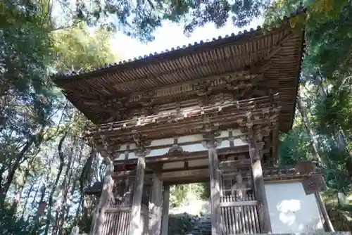 総見寺の山門