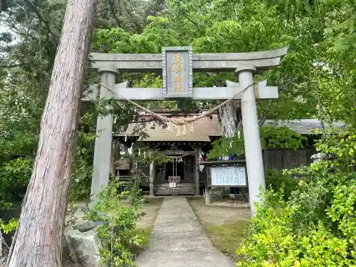 鹿嶋神社の{uncategorized: "未分類", other: "その他", undefined: "問題あり", building: "その他建物", grave: "お墓", sacred_gate: "鳥居", guardian: "狛犬", statue: "像", buddha: "仏像", history: "歴史", nature: "自然", garden: "庭園", animal: "動物", pagoda: "塔", temizu: "手水舎", mountain_gate: "山門・神門", sanctuary: "本殿・本堂", subordinate: "末社・摂社", art: "芸術", scenery: "景色", jizo: "地蔵", ema: "絵馬", goshuin: "御朱印", omikuji: "おみくじ", items: "授与品その他", amulet: "お守り", goshuincho: "御朱印帳", eats: "食事", festival: "お祭り", votive_dance: "神楽", shichigosan: "七五三参", wedding: "結婚式", experience: "体験その他", initially: "初詣", around: "周辺", anti_infection: "感染症対策"}