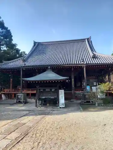久米寺の本殿・本堂
