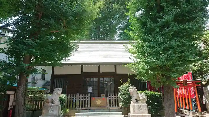 諏訪神社の本殿・本堂