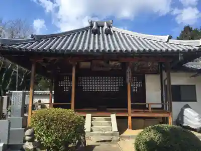 定林寺の本殿・本堂