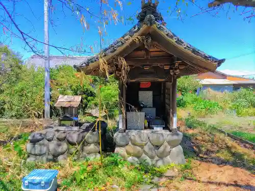 八幡神社（馬飼）の末社