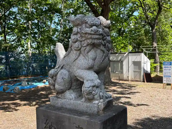 愛國神社の狛犬