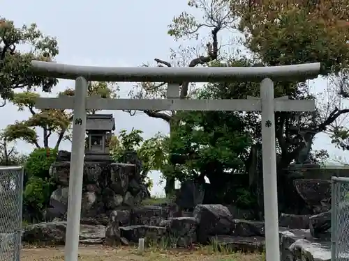 岩岡神社の鳥居