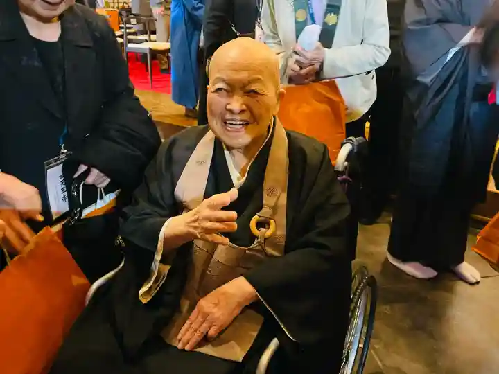 伊勢の国 四天王寺の{uncategorized: "未分類", other: "その他", undefined: "問題あり", building: "その他建物", grave: "お墓", sacred_gate: "鳥居", guardian: "狛犬", statue: "像", buddha: "仏像", history: "歴史", nature: "自然", garden: "庭園", animal: "動物", pagoda: "塔", temizu: "手水舎", mountain_gate: "山門・神門", sanctuary: "本殿・本堂", subordinate: "末社・摂社", art: "芸術", scenery: "景色", jizo: "地蔵", ema: "絵馬", goshuin: "御朱印", omikuji: "おみくじ", items: "授与品その他", amulet: "お守り", goshuincho: "御朱印帳", eats: "食事", festival: "お祭り", votive_dance: "神楽", shichigosan: "七五三参", wedding: "結婚式", experience: "体験その他", initially: "初詣", around: "周辺", anti_infection: "感染症対策"}