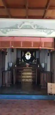 篠原稲荷神社の本殿・本堂