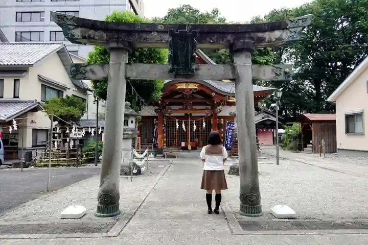 歌懸稲荷神社の鳥居