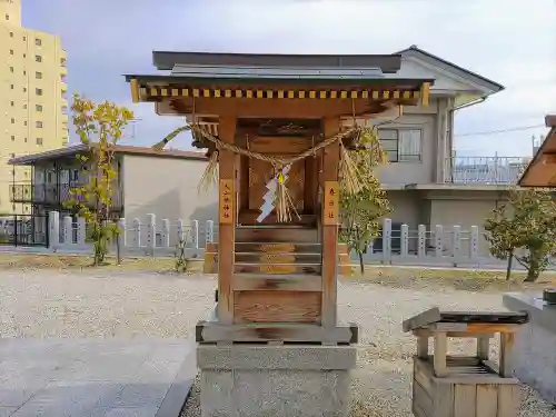 八ツ屋神明社の末社