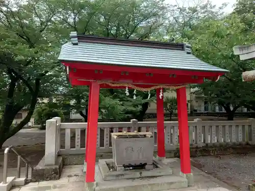 稲荷神社の手水舎