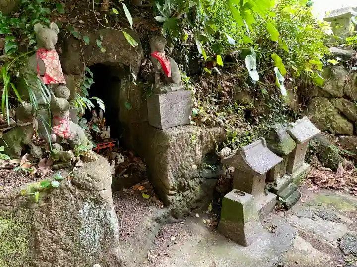福徳稲荷神社 (海南神社境内社)(神奈川県)