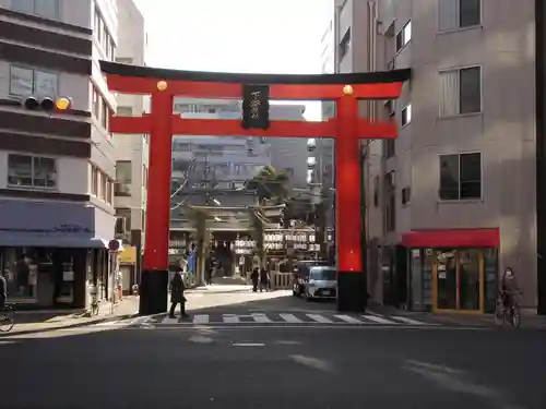 隆栄稲荷神社の鳥居