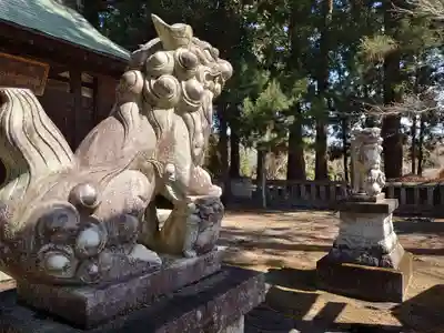 中野谷神社の狛犬