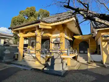 梁松院の本殿・本堂