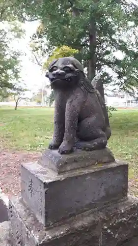 東神社の狛犬