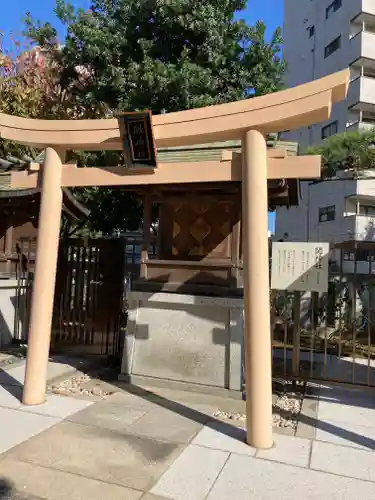 鶴見神社の末社